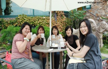 『サンモツンイ』楽しそうなお嬢様の姿が弊社の誇りであり、楽しさです。＾＾～＊　次回も来てくれるかな!?　いいと～も～＾Ｃ＾　