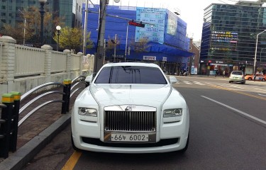 ユチョンの車が!!! 江南区庁の隣!!!　しかも、ユチョンに会えるなんて!!! 充実したわがままツアーでした♪