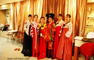 『韓国チマチョゴリ撮影』　素～晴～ら～し～い～韓国のお嬢様に生まれ変わりました。～＾＾～＊　評価はご覧になるお客様に任せちゃおう～TT~^＾