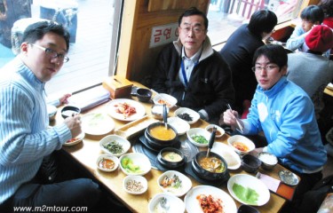 『韓国ツアー』　お気に入りの豆腐専門店、自家製だけに旨かったんですよね。＊!＊＠　お店で買った豆未だにビールのつまみにしてますか?