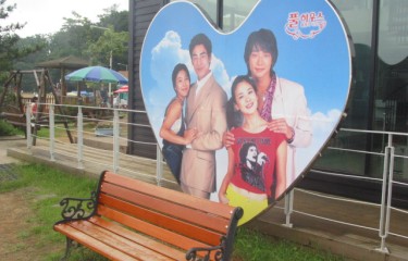 フルハウスロケ地ですが夏休みで海辺には人が一杯！覚えてますか？