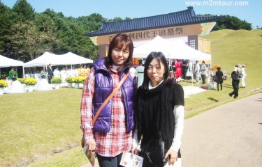 『百済の古都を巡るツアー』　歴史大超好きなお嬢様達大丈夫ですか！？朝から晩までかなり歩いたでしょうね。でも、物凄く勉強になったと思います。朴室長に感謝ですね。＾Ｃ＾～＊