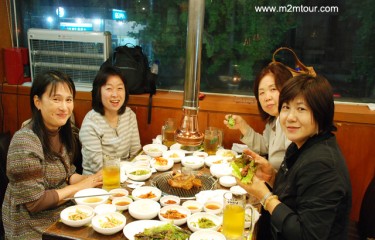 『韓国焼肉』韓国焼肉の美味しさにびっくり～だったでしょう！？　楽しい笑顔が何ともいえない秋女でした。＾＾～