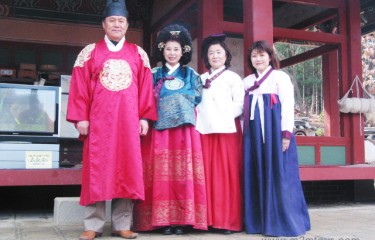 さすが王様＾!＾@@@、、、恐れ入ります。１日のみのご案内だったけど次回は皆様が分からない美味しいお店などをご案内させて、、、下さい。TT