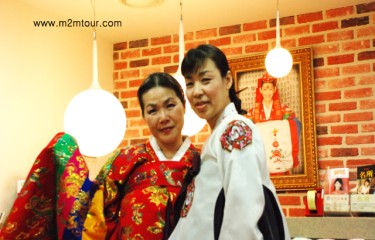 『韓国チマチョゴリ写真Ⅱ』　素敵なチマチョゴリで素晴らしい笑顔がものすごく良かったんで～載せましたヨン～＾C^