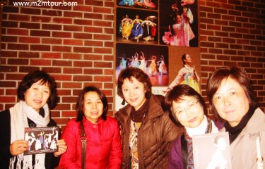 『伝統舞踊』韓国の美しさ！情熱さ！そして、華やかさを満喫する舞台になったでしょうね。次回も宜しくです。＾＾～***