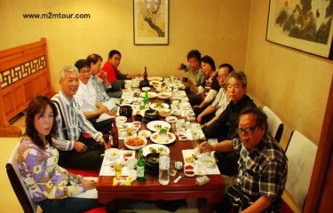 『多友韓定食』　10人の団体様でしたけどそれぞれ個性があり～久しぶりに楽しくご案内いたしました。でも～くれぐれも飲みすぎにはきをつけましょう！？TT～＊