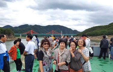 清平湖の遊覧船も乗りました。