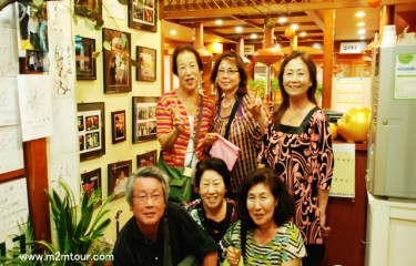 『焼肉』　飛び切り参加の皆様～ヘヘへ～ご満足・満喫頂いたでしょうか！？誘って頂いたお嬢様に感謝・感謝してくださいね。次回も~お会いでチュウ～＾＾