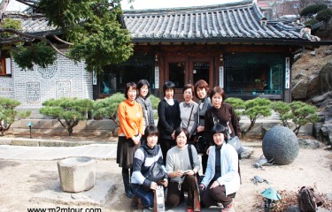 『韓定食』　3時間かけての韓定食の味はいかがでしょうか！？9人のお嬢様とのひと時は本当に楽しかったです。わがまま言いたい放題のこの調子～弊社にびったりでしたよ。ハハハ～＾＾!