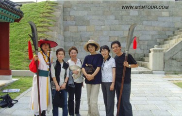 顔だけお見せして大変、失礼致しました。弊社、金ガイドとは楽しかったでしょう？！？！満足！＾＠　満喫^!^@　金ガイドの初登場です