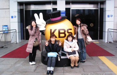 KBS放送局の見学～～～思わず有名な俳優さんにバッタリと！？！？会えました　^!^@@@　でも、大笑いでした。TT