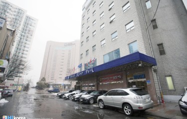 リバーパークホテル