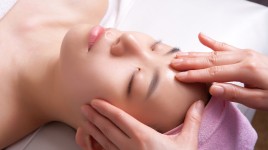 ア・クーユ　エステ